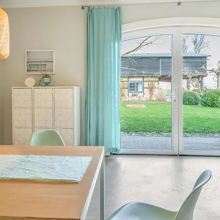 Vier Апартаменты *