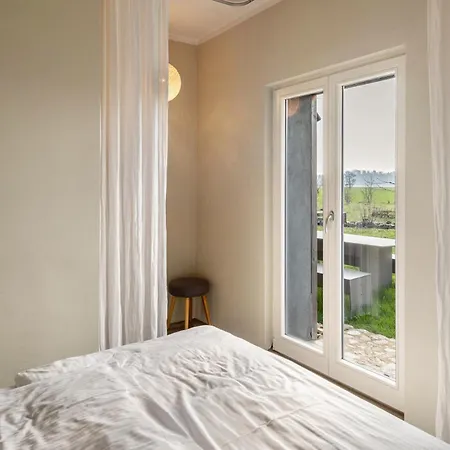 Apartment Vier *